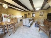 Charming gîte 1-2p with terrace on green domain - LIris