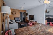 Adonis A - Cosy Renovated Apartment