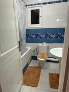 Modern 2BR Apt, Near Lac de Tunis, 10 min Airport