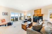 Oceanfront top floor condo with stunning views gas fireplace and grill