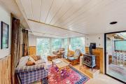 Delightful coastal escape with private hot tub generous patio & nature views