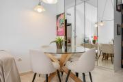 Céntrico Apartamento en Calle Carreteria - Malaga
