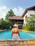Clear Water Pool Villa