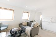 Modern 1BED Top Floor Apartment in Central Ipswich