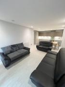 The Slough Residence - 2 Bedroom