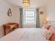 Top Appledore
