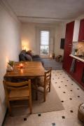 Old Nice appartement entier proche mer et plage et AC
