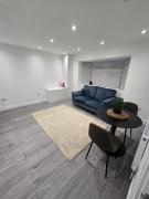 Top Farnham Royal