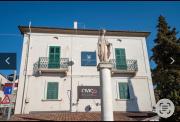 Top Roccascalegna