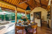 Villa Orchidea - Private Tropical Villa in Central Seminyak, Walking Distance to Beach