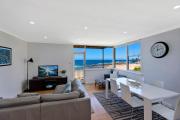 Top Blue Bay