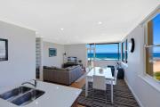 Top Blue Bay