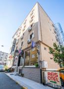 Grand Reis Hotel