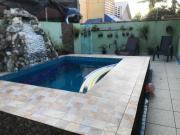 Casa com piscina em Peruíbe
