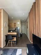 Seven Eleven Balcony Apartment - Isibaya House