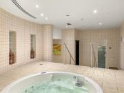 FIRST CLASS 1BR Walk to Marina Mall & Metro