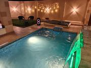 Luxury Villa Escape Pool, Jacuzzi & BBQ Nagpur