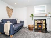 Top Llanddeiniolen