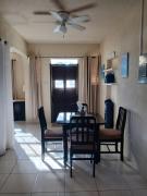 Cozy Suite, Wifi, Ac in Bedroom & 1 Minute Walk to West Coast Beach!