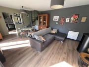 Le Petit Poisson Rouge, parking privé, et jardin Le Petit Poisson Rouge, parking privé, et jardin