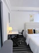 Stylish one bedroom apartment Yaya and China center
