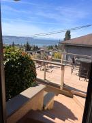 Top West Vancouver