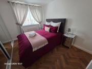 Lovely 2 Bedroom Modern Ground Floor Flat