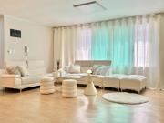 114m2, 2 minutes from Gangnamgu Office Station, Apgujeong, Cheongdam, Seolleung, COEX, Gangnam, 1 minutes from Convenience store, Parking, Luggage storage, Business trip, Beauty trip