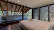 Top Pearl Beach