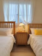 Staywoodnote