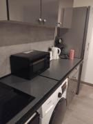 Appartement pres du centre et de la gare avec salon et chambre avec internet - Entrée autonome