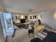 Duplex with a roof top sea view