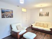 Newly Refurbished 3 Bedroom House, Sleeps 6