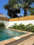 Pink Door Villa Gili Air, private pool & kitchen