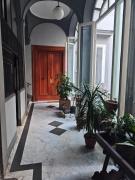 Top Naples