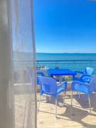 Beachfront Bliss Apartment