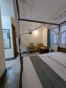 Bamboo Savanna Villas