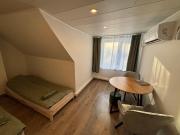 Cozy downtown apartment 2 twin or 1 double bed