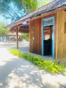 Biru Meno Beach Bungalows