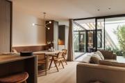 Nosso Logies - Bright Seaside Apartment for 6