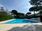 Apartment with pool access