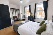 5BR Charming House