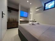 Top Limeni Top Limeni