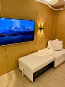 Venice Luxe Homey Studio , pool, sauna, Canal mall for 3 guests only