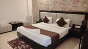Hotel Havenwood Suites Near Delhi IGI Airport