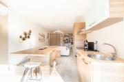 Chateau de la Mer - Appartement 2 Chambres avec Terrasse, Climatisation, Parking Prive Securise - A 100m des plages Chateau de la Mer - Appartement 2 Chambres avec Terrasse, Climatisation, Parking Prive Securise - A 100m des plages