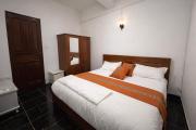 YT Hotel & Hostel