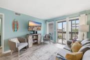 Sweet Caroline Remodeled with Partial Ocean View and Oceanfront Pool