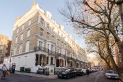 High Street Kensington & Notting Hill - 2 Bed Flat with Patio