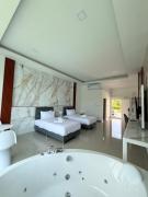 Top Khao Lak
